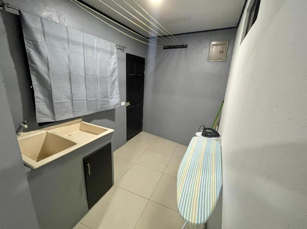 Apartamentos Cielo #1, Airport Juan Santamaria Alajuela Bagian luar foto